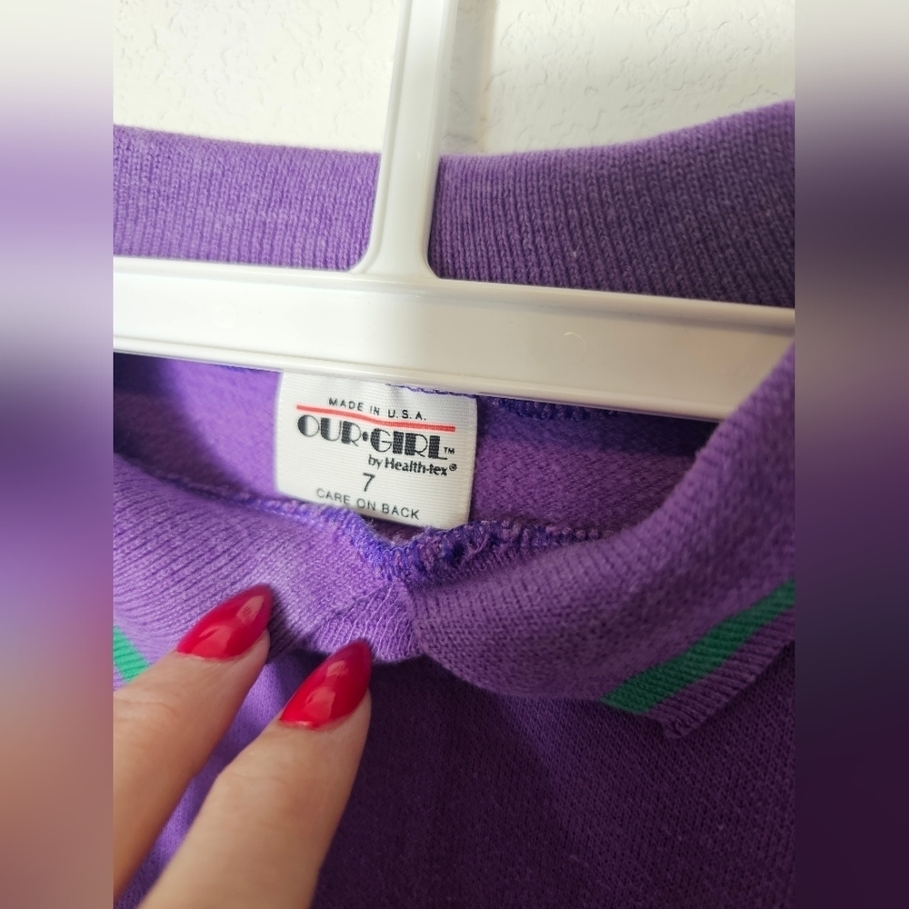 Vintage Purple Girls Sweatshirt with Embroidered Patch Little Girls Size 7 - Picture 3 of 7